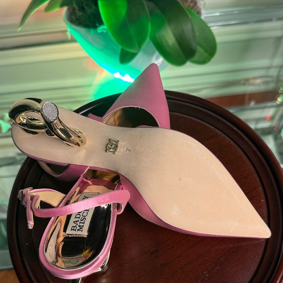 Badgley Mischka Lucille Heart Heel Slingback Pumps - Picture 9 of 12